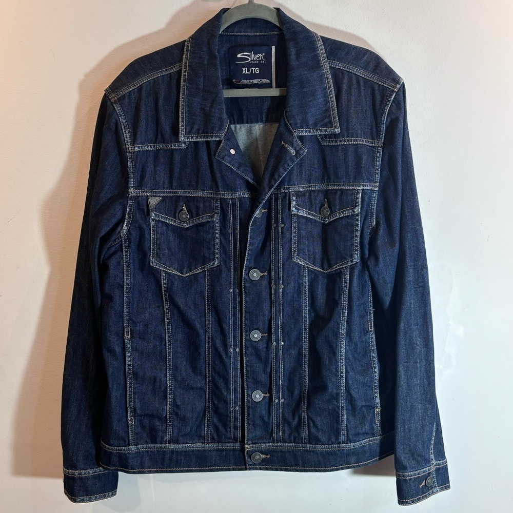 SILVER JEANS Sz XL Denim Jean Jacket Trucker Style Dark Wash Multiple Pockets